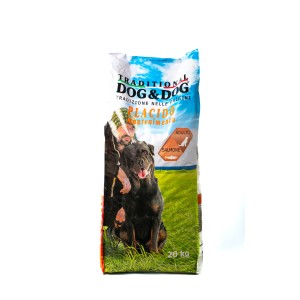 Traditional Dog & Dog Salmon Dry Adult Dog Food 20kg